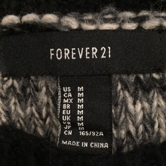 Color Block Winter Sweater! ❄️☃️ - Picture 3 of 3